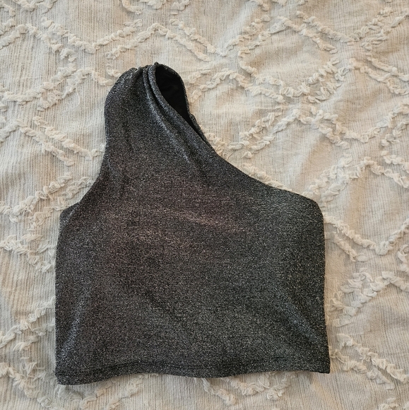 Klassy Network Shimmery Black One Shoulder Crop Top Small - Picture 1 of 3
